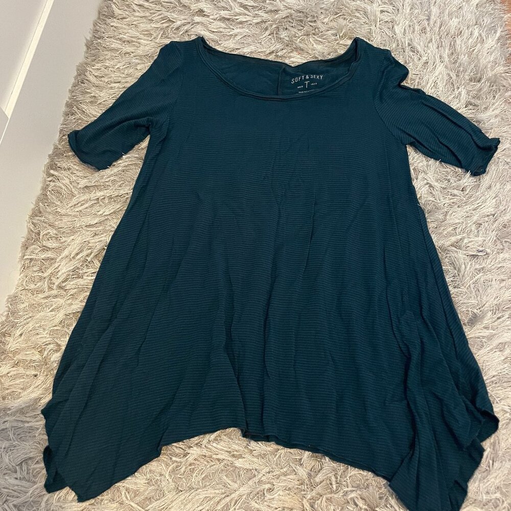 American Eagle soft & sexy black and blue striped t-shirt